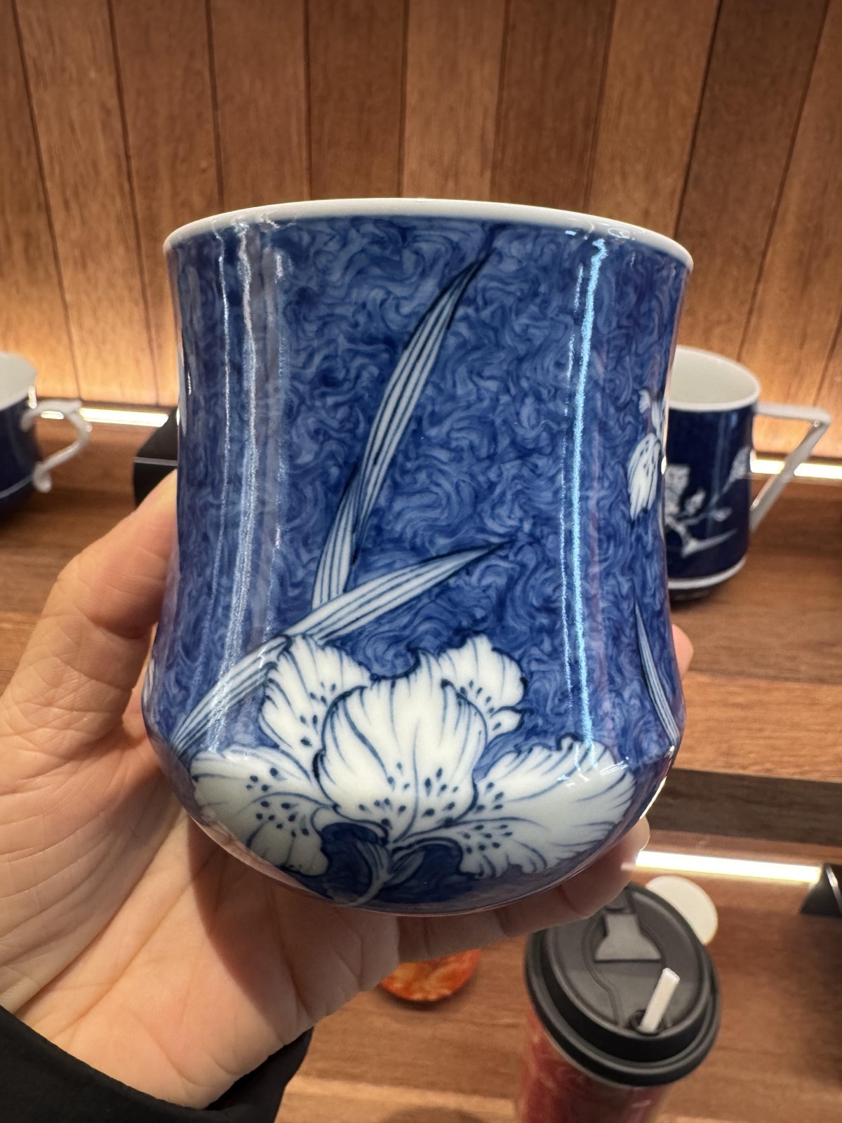 Wood-fired celadon vase Jingdezhen
