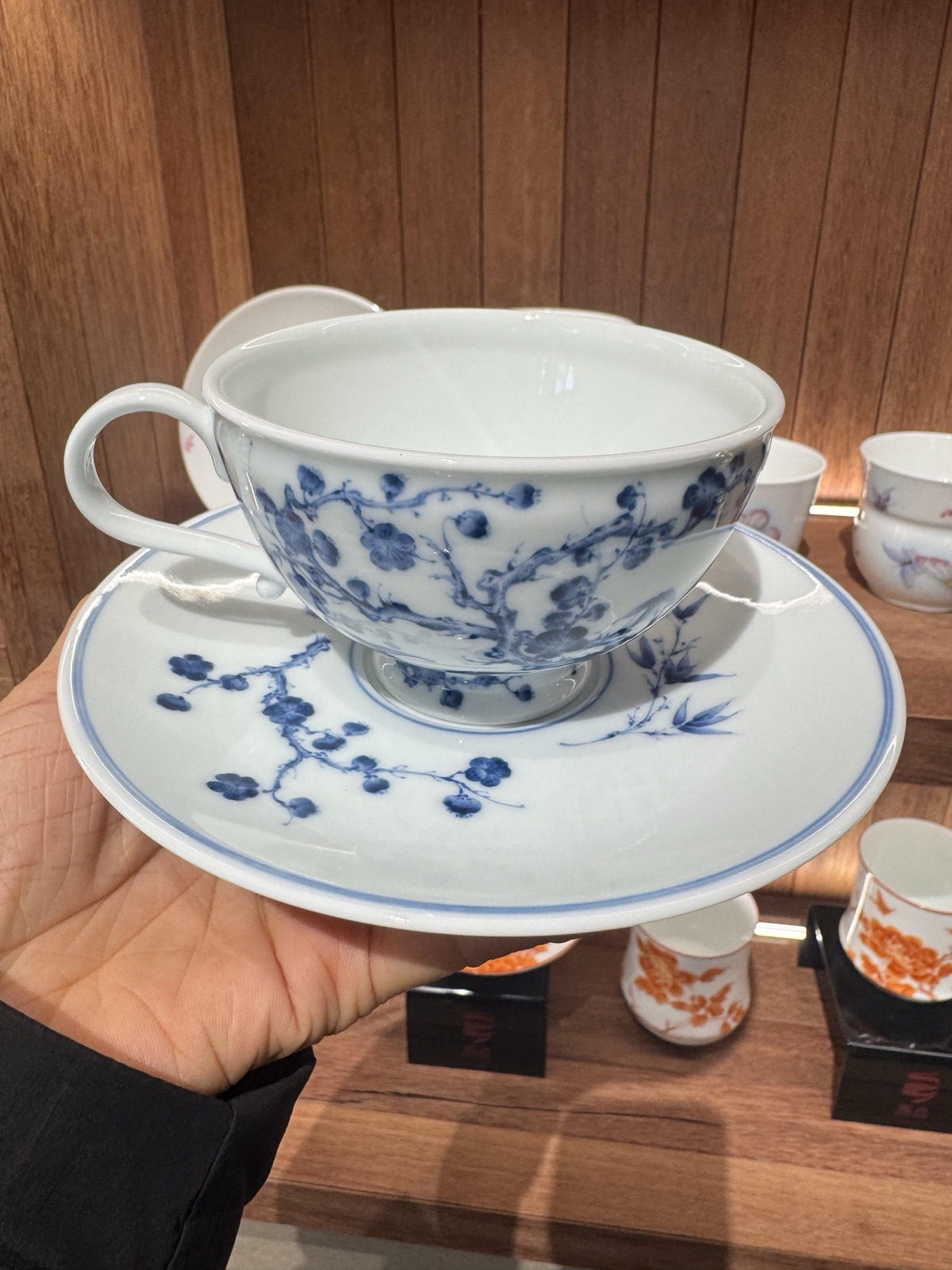 Master-crafted Jingdezhen gaiwan tea set